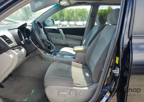 2010 Toyota Highlander from USA, damaged, VIN 5TDBK3EH9AS017607